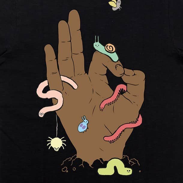 アディクトのインスタグラム：「Don't say we're not good to you. Have you got yourself a limited edition tee from our artist series. Here's a piece from Jason Kerley. Click the link in bio to shop them all. #limitededition #graphicdesign #teeshirt」