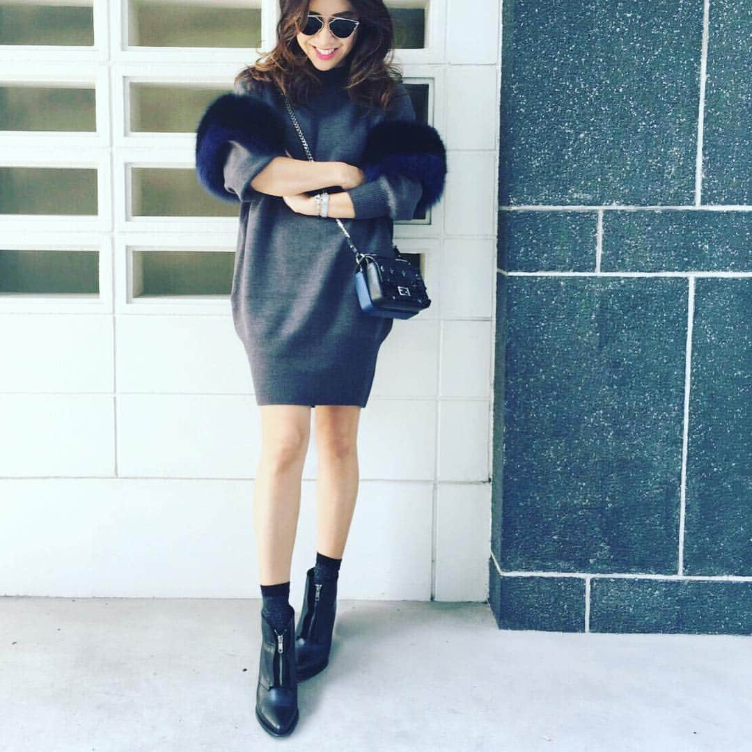 小川淳子さんのインスタグラム写真 - (小川淳子Instagram)「今日のお洋服♡  朝時間が無い時 一枚でお洒落に見えて 本当に便利♡  #missadora ニットワンピ♡  #ootd #outfit #coordinate #instafashion #instagood #mama #mamafashion @chestynews」10月7日 20時25分 - junkoogawa1225