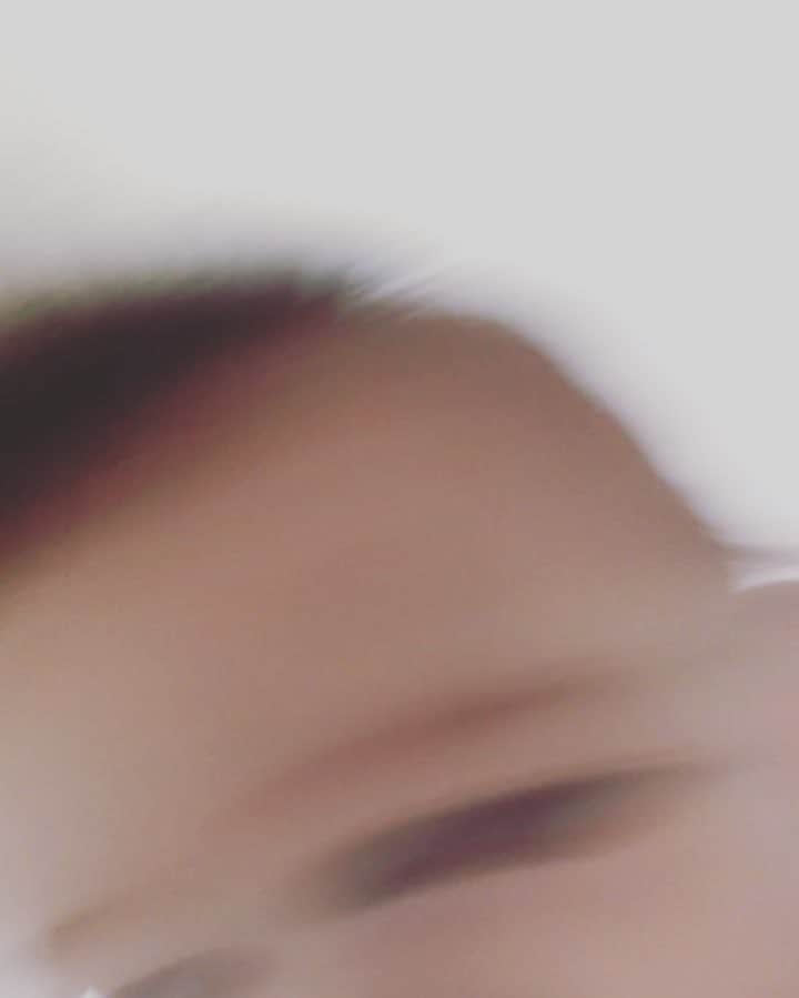 Zyonのインスタグラム：「いつの間にか勝手に撮ってた😂」