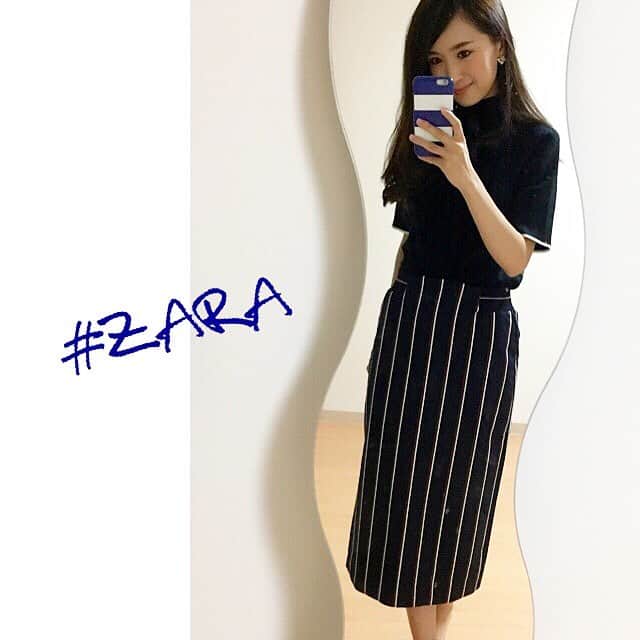 のインスタグラム：「最近一番お気に入りの上下ZARAコーデ。 半袖ニットはXSでジャストサイズ。 苦手なロング丈のスカートも、ストライプならSレディも着やすい🙆 #zara #Sレディ #sサイズコーデ #ZARAコーデ #鏡がふにゃふにゃ」