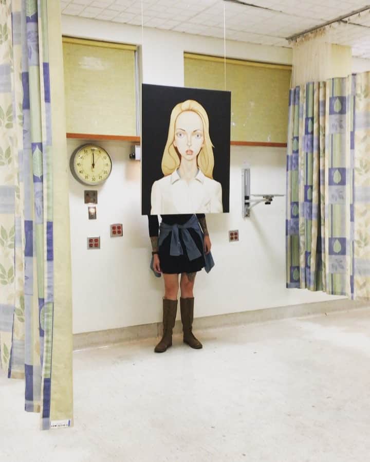 ローレン·ランドルフのインスタグラム：「Artwork by @peterstichbury #TheHospital」