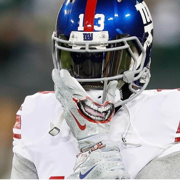 オデル・ベックハン・ジュニアのインスタグラム：「smiling is a major key 🔑 #obj #nyg」