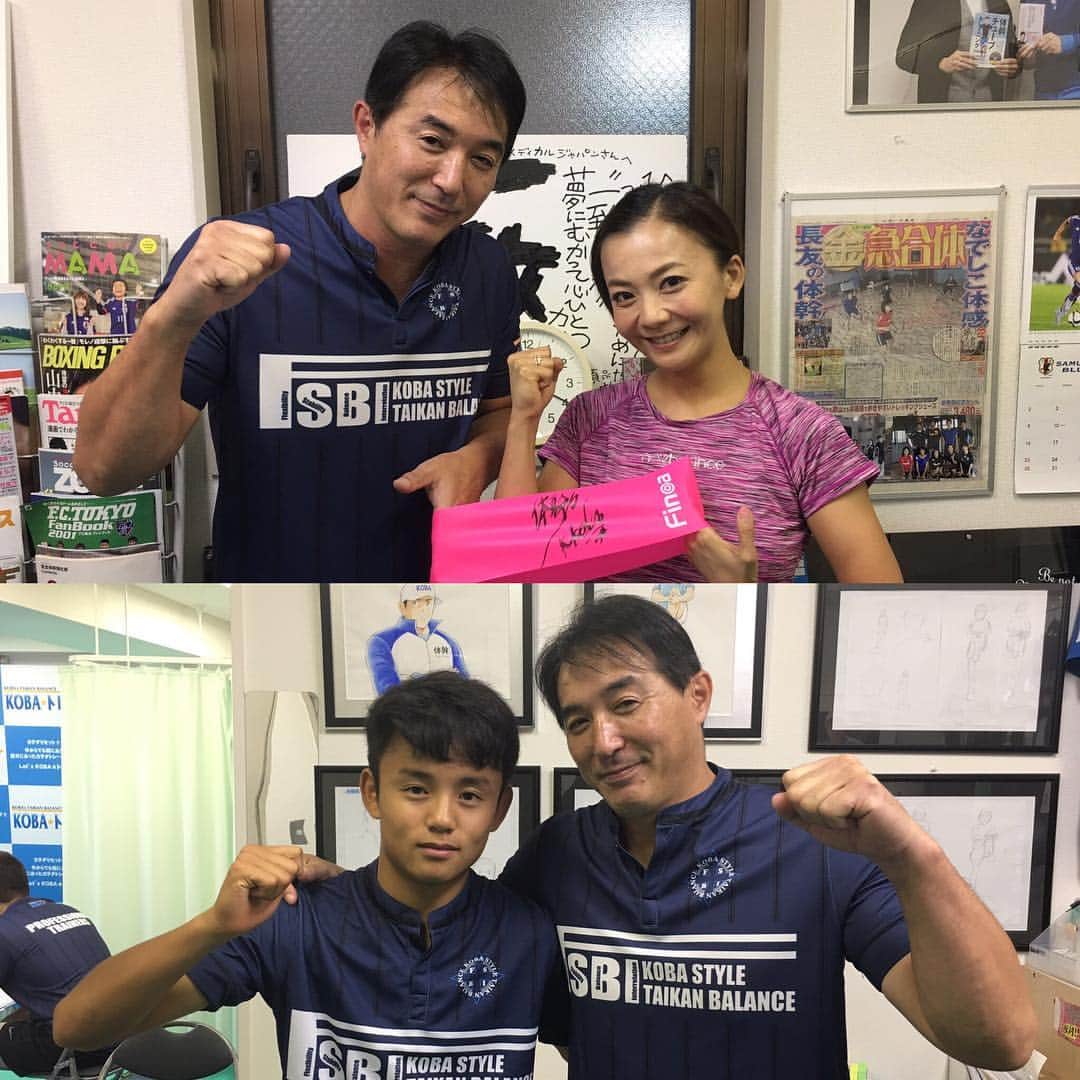 木場克己のインスタグラム：「東京からこんにちわ(^^) 今日は初めて体幹バランストレーニングを指導します華原朋美さんがKOBA⭐︎トレスタジオ亀戸に来てくれました。 朝のPONさんからのトレーニングでしかも昨日の乗馬での練習で筋肉痛が残っていながらのトレーニングだったので体のコンディションが心配だったのですが、徐々に体がほぐれていき、いつものメニューをしっかりこなしてくれました♬  終わりには朋ちゃんから気持ち良かった！またやりたい！と言っていただき気に入ってくれたみたいです。 指導中も和みながら出来てまた、とてもきさくでこちらが癒されました 笑  朋ちゃんの後は、来年のU-17ワールドカップ出場を決めてくれた久保建英選手のトレーニング指導でした。 また成長していました(^^) 木場克己オフィシャルサイト http://kobakatsumi.jp  #体幹バランス #華原朋美 #koba式体幹トレーニング #kobaトレ #乗馬」