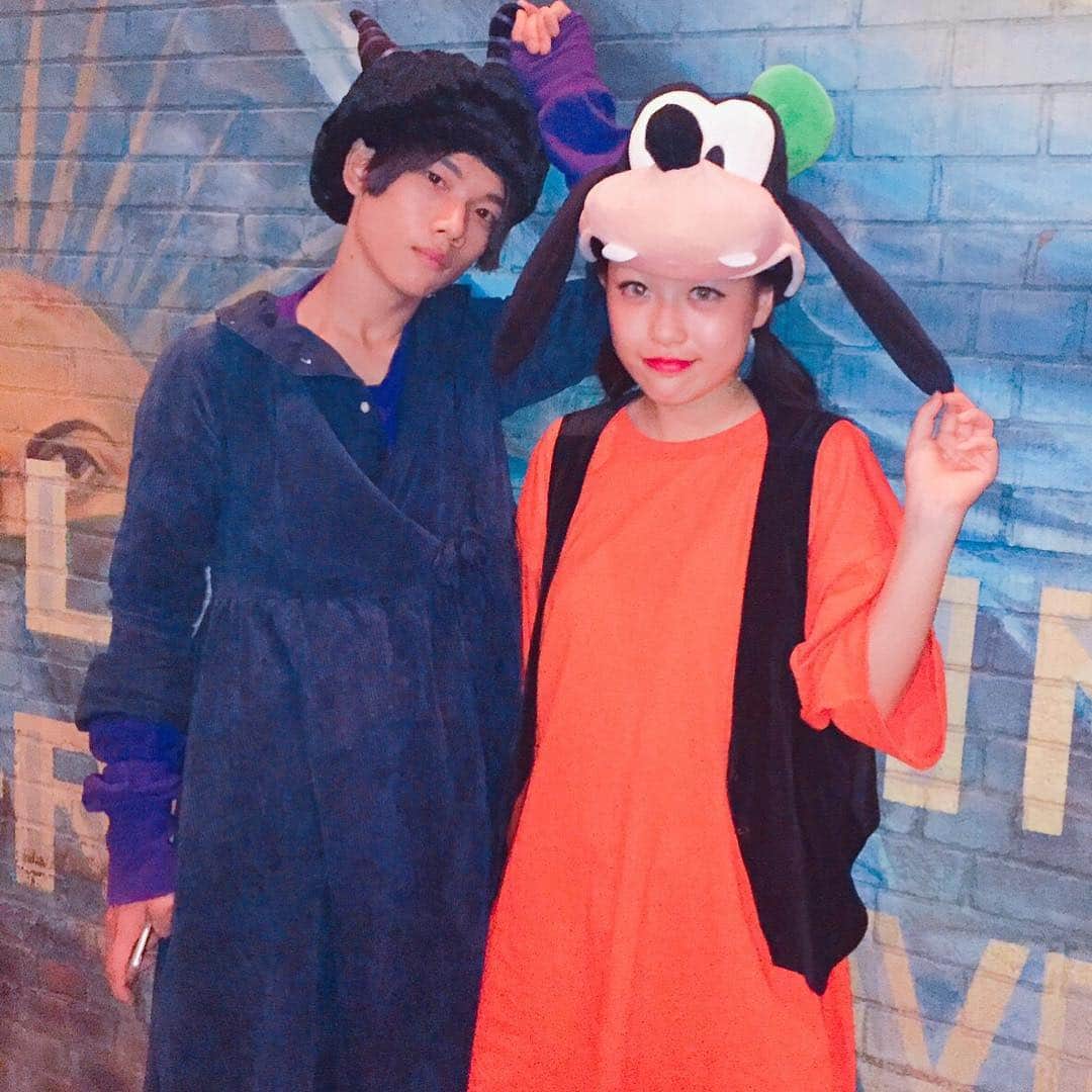 原宿カラーズのインスタグラム：「こーき(マレフィセント)×なたでここ(グーフィー)😋😋」