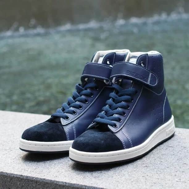 のインスタグラム：「「JUFFRE_NVY」 #patrick_labo #patrickshoes #sneaker #sneakers #shoes #kicks #靴 #instashoes #instakicks #sneakerhead #sneakerheads #nicekicks #sneakerfreak #kickstagram #shoestagram #patrickshoes #sneaker #shoes #パトリック #madeinjapan #french #patrickpeoples」