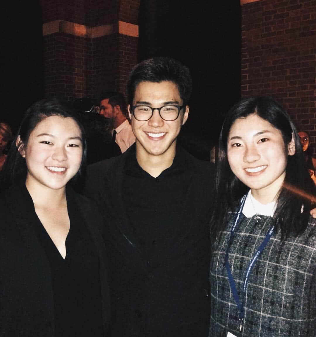 大森勝太朗のインスタグラム：「Wishing a happy birthday and belated birthday to my beautiful friends! October birthdays are the best 🎊🎂🎉」