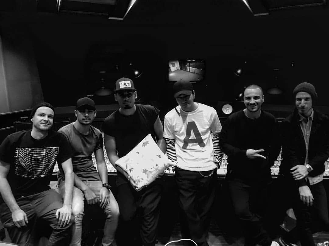 登坂広臣さんのインスタグラム写真 - (登坂広臣Instagram)「First session Coming soon... @afrojack @faismusic @oliverrosa @deltabeats @dardaratz」10月12日 21時48分 - omi.cdl