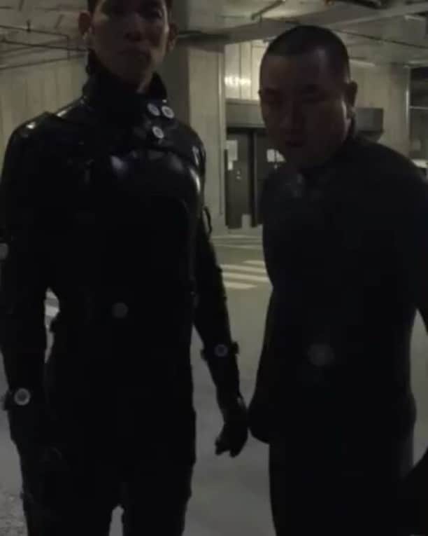 のインスタグラム：「GANTZ O 明日10/14公開記念にレイザーラモンが声優やりました室谷と島木のGANTZ O漫才です。  #レイザーラモン100本漫才 #gantzo」
