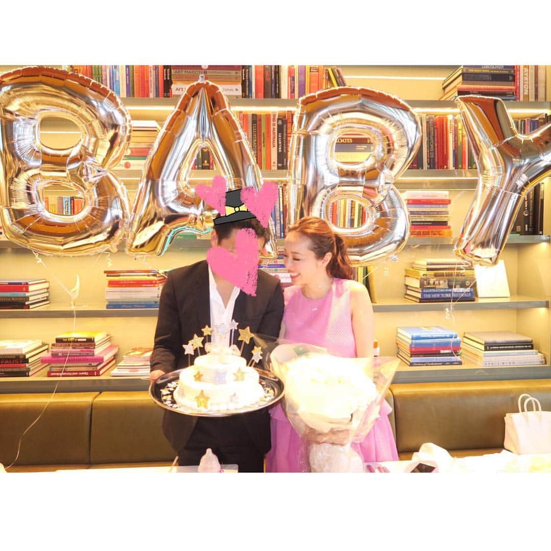 小川淳子さんのインスタグラム写真 - (小川淳子Instagram)「愛に溢れた 素晴らしい BabyShower🎉  サプライズで登場した Akiちゃんの旦那さま 幸せに包まれた 本当に素敵な夫婦💗  Akiちゃん♡ 本当におめでとう♡ 可愛い可愛いBabyが 誕生するのを 楽しみに待ってるからね♡💋 幸せな時間だった〜💗 #happy #BabyShower #beautiful #beautifullady」10月13日 17時28分 - junkoogawa1225