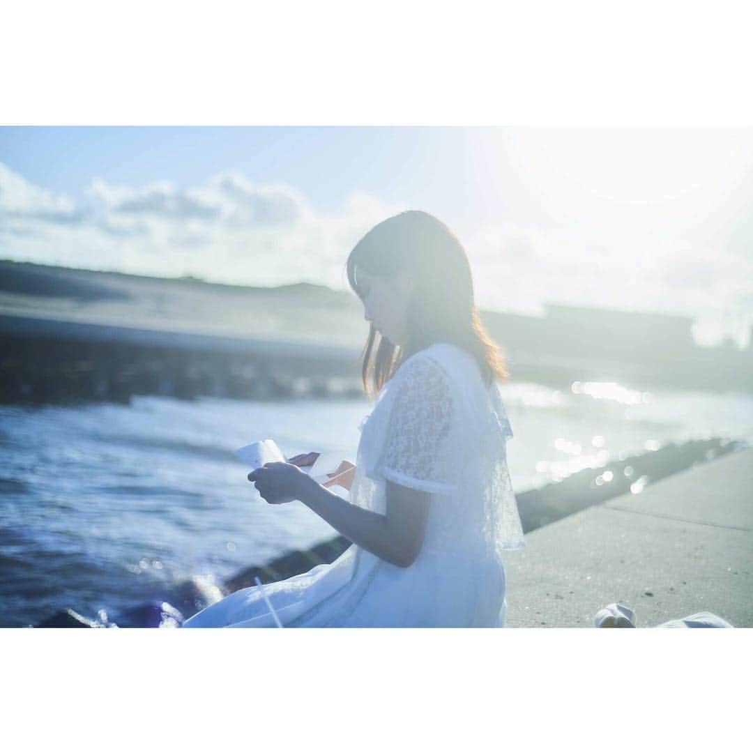 のインスタグラム：「第一期-22 手紙を読むニカ。  #Lilygirl  #リリィガール #リリガ #lily  #百合 #花 #月乃雫 #しずりん #いちご同盟 #にかもきゅ #BPM15Q  #飯田えりか  #idol #アイドル #セーラー服 #女子校 #女子高生 #JK  #highschool  #japanese #LOVE #fashion #coordinate #follow #cute #pretty #ファッション #friends」