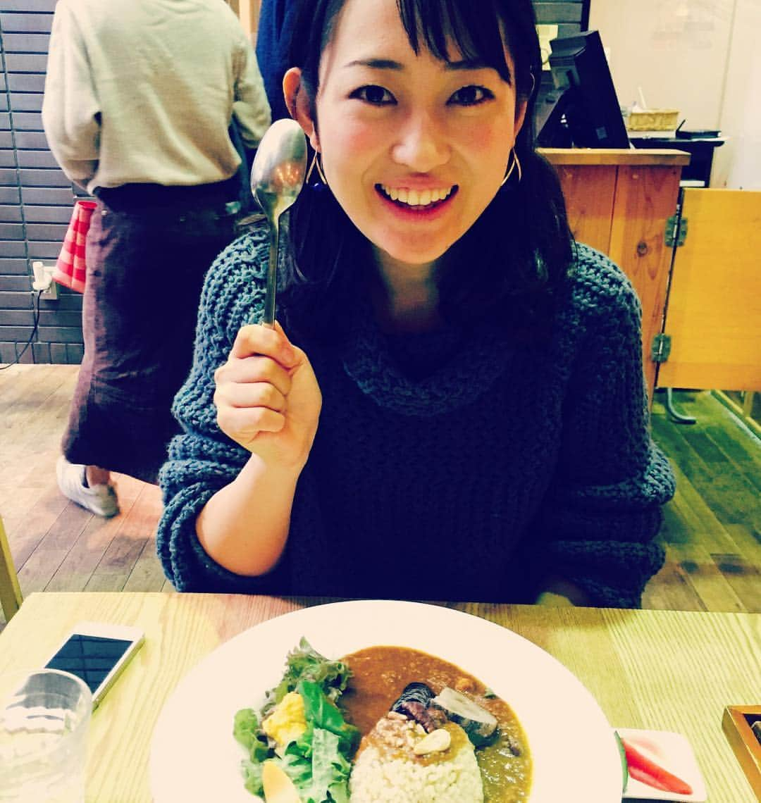 中山裕子さんのインスタグラム写真 - (中山裕子Instagram)「齋藤さんだぞ♡ 福井からさやかが来ましたー✨  #齋藤沙弥香 #身体に優しいランチ #表参道 #表参道は庭らしい #素晴らしく方向オンチw #ナビを頼んじゃ危ないぜよ #すくすく成長中 #こんな娘に育てたい #しのぶ天才 #可愛い後輩 #応援してます❤️」10月14日 17時24分 - yuko_nakayama_official