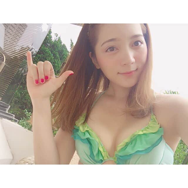 相知明日香さんのインスタグラム写真 - (相知明日香Instagram)「..🌞.. プールに入れず不完全燃焼な朝 テラスでコーヒー🙃 時差更新がやばい。とっくに東京います。 #あすかの旅スタin沖縄 #Trip#Travel#Okinawa#Japan#summer#love#alohappy#happy#girl#violinist#me#selfie#ヴァイオリン#ヴァイオリニスト#相知明日香#日本人#世界を旅するヴァイオリニスト#旅#旅人#旅行#沖縄#那覇#日本#夏#南国#水着#テラス#コーヒー#terrace」10月15日 10時41分 - asukalohappy