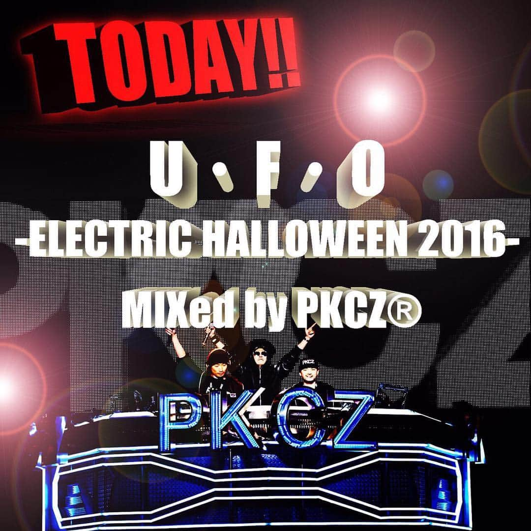 U・F・Oのインスタグラム：「‼️‼️‼️TODAY‼️‼️‼️ 👻☠🎃👽✝️ 皆さんのお越しお待ちしてます💫 忘れられないハロウィンパーティーを…✨✨✨✨ U・F・O -ELECTRIC HALLOWEEN- MIXed by PKCZ®︎ 2016.10.15 sat MAKUHARI MESSE @pkcz_official #PKCZ #UFOHALLOWEEN2016 #HALLOWEEN #ハロウィン」