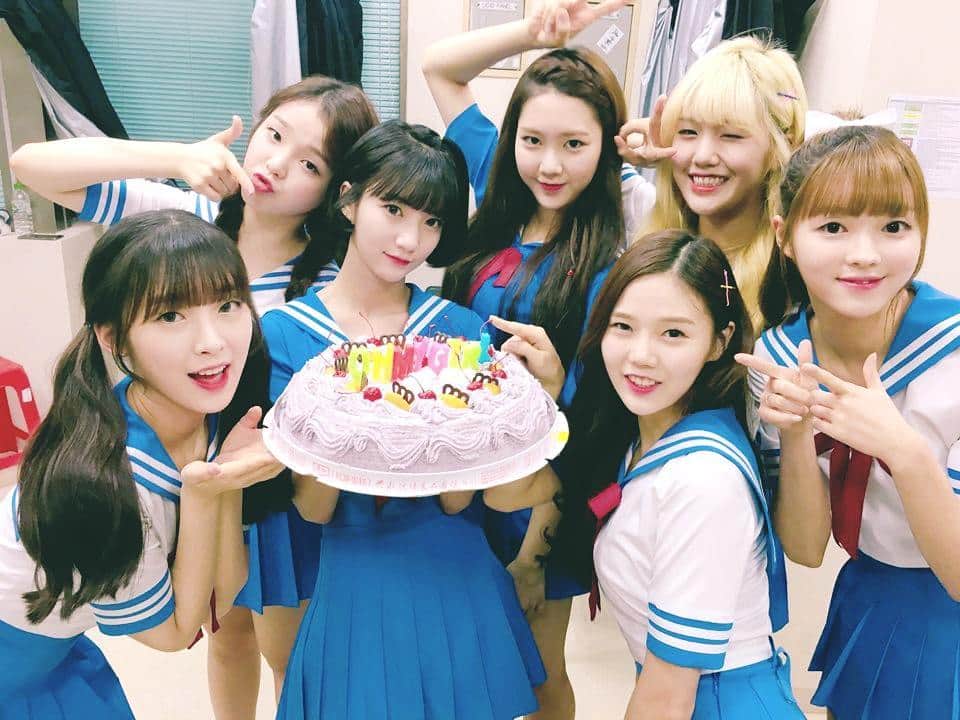 OH MY GIRLさんのインスタグラム写真 - (OH MY GIRLInstagram)「Thank you Miracle 🎂 #OHMYGIRL #오마이걸 #OMG #Taiwan #臺灣 #daily #일상 #lovely」10月15日 18時59分 - wm_ohmygirl