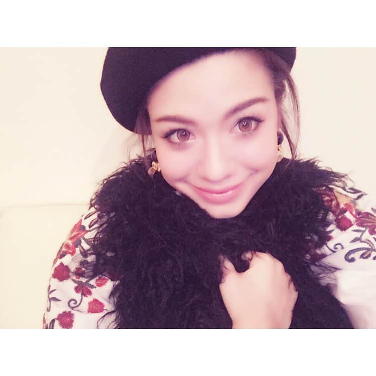 天野真矢のインスタグラム：「. 皆で楽しい事したいなぁ♪ 遠くに旅行も行きたいし⋈*｡ﾟ 毎日笑顔でいたい(*Ü*)」