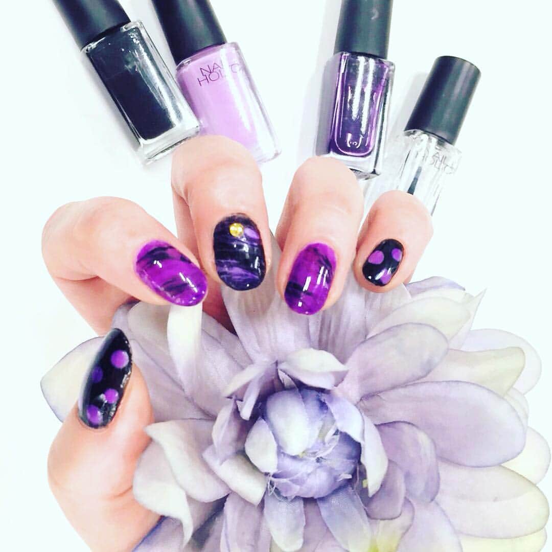 NAIL HOLICのインスタグラム