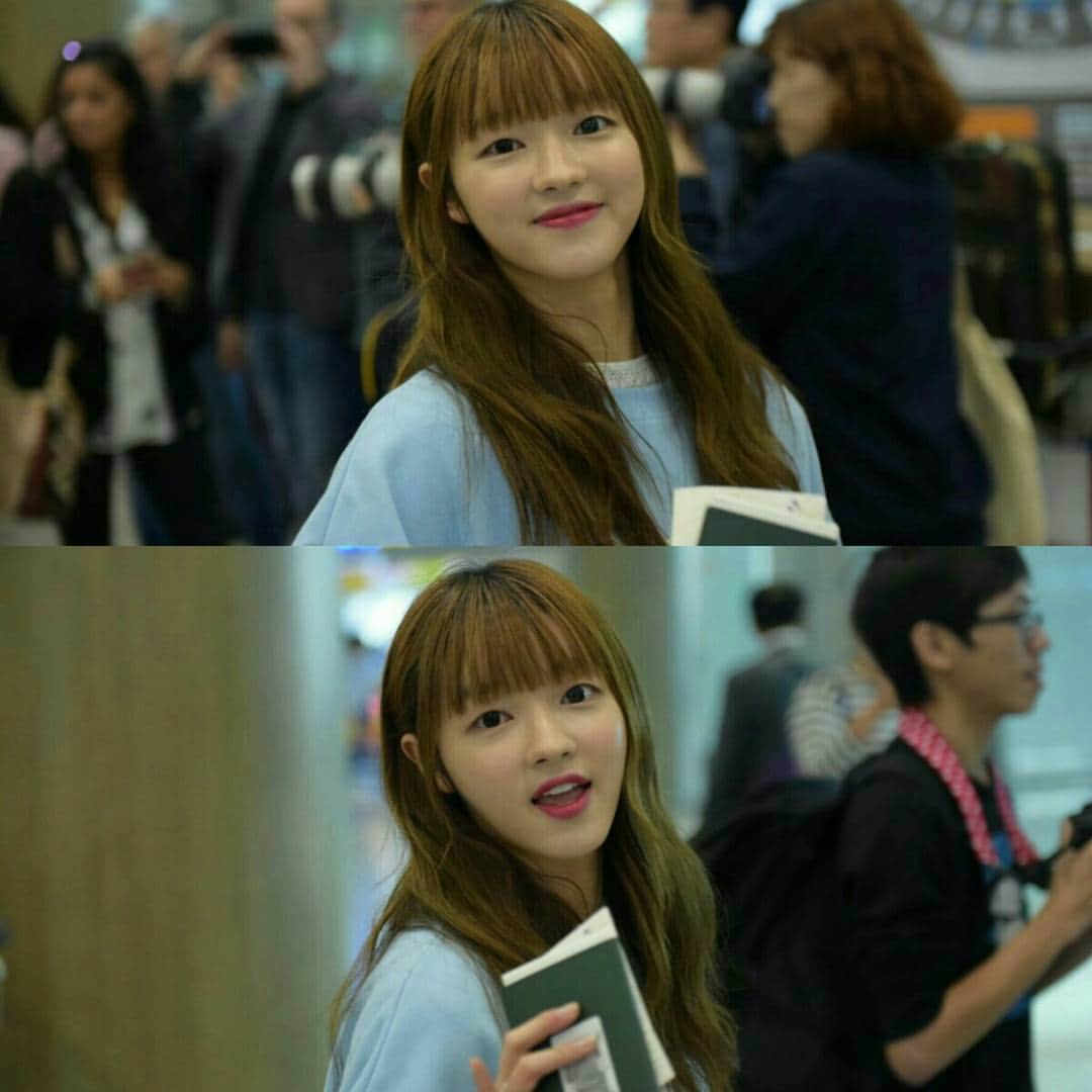 のインスタグラム：「161017 Incheon Airport ©yooamyangel #ohmygirl#오마이걸#omg#효정#hyojung#진이#jine#미미#mimi#유아#yooa#승희#seunghee#지호#jiho#비니#binnie#아린#arin#wment#kpop#kpopl4l#l4l#likes#kpopshoutout#kpoplikesforlikes」