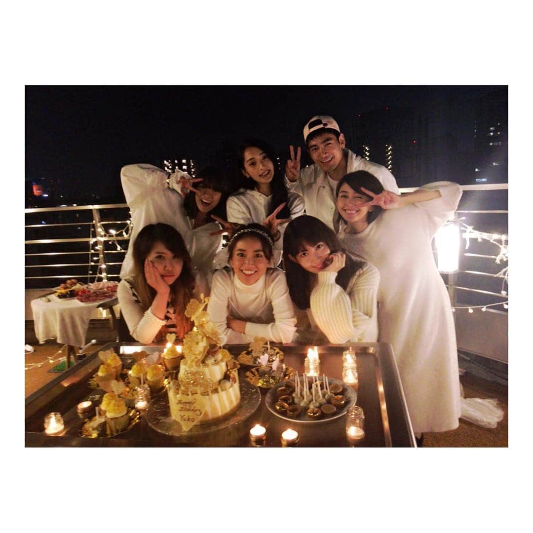 大島優子さんのインスタグラム写真 - (大島優子Instagram)「誕生日会❤️ みんなが一生懸命準備してくれた✨ 幸せ(o^^o)」10月17日 22時57分 - yuk00shima