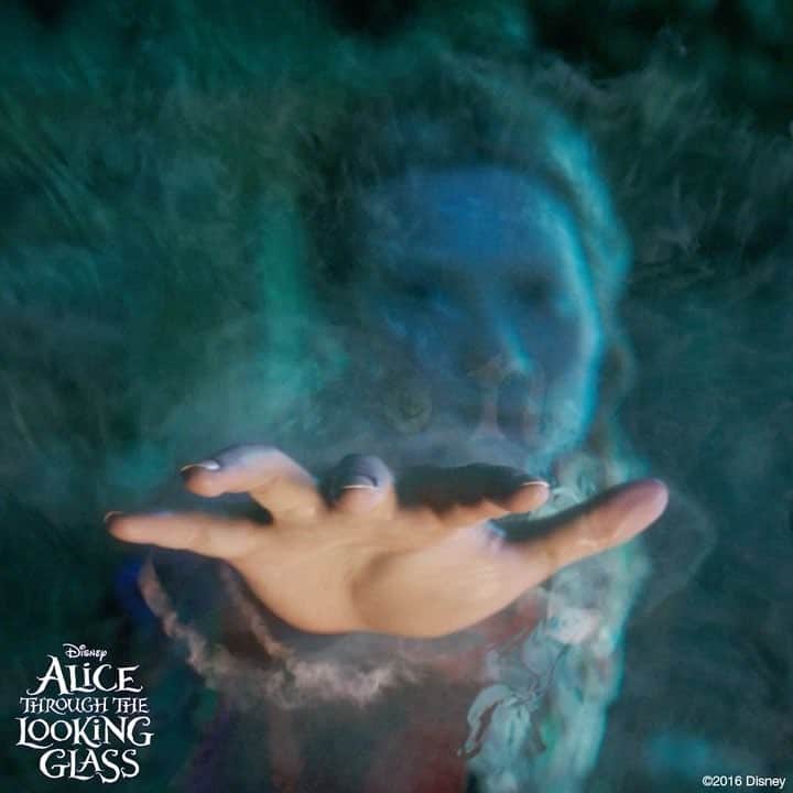 Disney Aliceのインスタグラム：「It's time to return to Wonderland. Alice Through the Looking Glass is now available on Blu-ray, Digital HD, & @DisneyMovies Anywhere. (Link in Bio).」