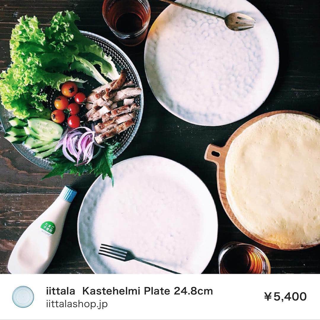 kaumo_kitchenのインスタグラム：「* 米粉クレープでランチ♩ * 今日は 長男の部活が休みだったので ずっとリクエストされてた #クレープ を作りました♡ * #小麦アレルギー の次男も 米粉クレープなら 食べられます♩ * 卵は 加熱したものを3分の1程なら可ですが すでにクレープにも卵を使っていたので マヨネーズは 念のためノンエッグで。 キユーピーエッグケア * * * #ランチ #糖質管理 #腸活 #体質改善 #お昼ご飯 #お昼ごはん #昼食 #とりあえず野菜食 #夏野菜 #おうちごはん #秋川牧園 #onthetable #onmytable #lunch #lin_stagrammer #デリスタグラマー #kurashiru #食物アレルギー #米粉 #グルテンフリー #卵アレルギー #キユーピーマヨネーズ #アサヒ軽金属 #スペースパン #カステヘルミ #iittala #藤本羊子*」