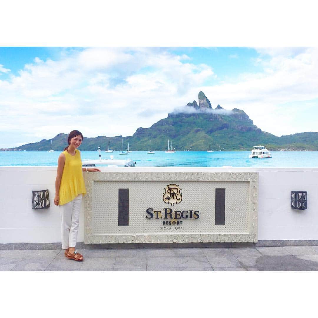 西山真以さんのインスタグラム写真 - (西山真以Instagram)「* ボラボラ島での宿泊先は St.REGIS。 お部屋は水上コテージと、敷地内ヴィラの2タイプ♪ * #旅サラダ #タヒチ #ボラボラ島 #tahiti #borabora  #trip #travel  #stregis  #luxury #hotel」11月15日 11時57分 - mai0830