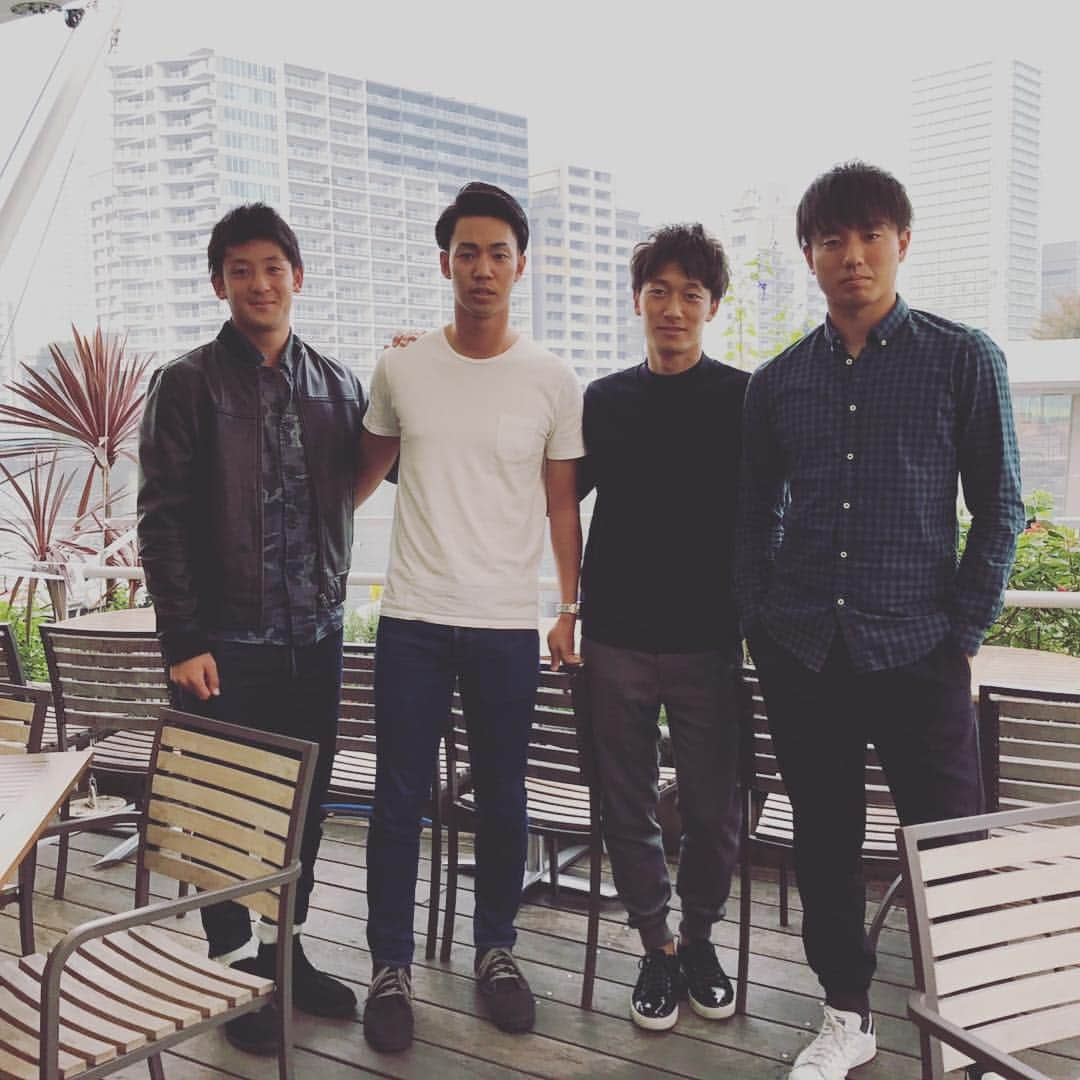 小出悠太さんのインスタグラム写真 - (小出悠太Instagram)「いい休日！一瞬で時間すぎた #はちむろせや #いぼてなごち #気合いの半袖 #ばか #tyharbor」11月15日 19時51分 - yuta8488