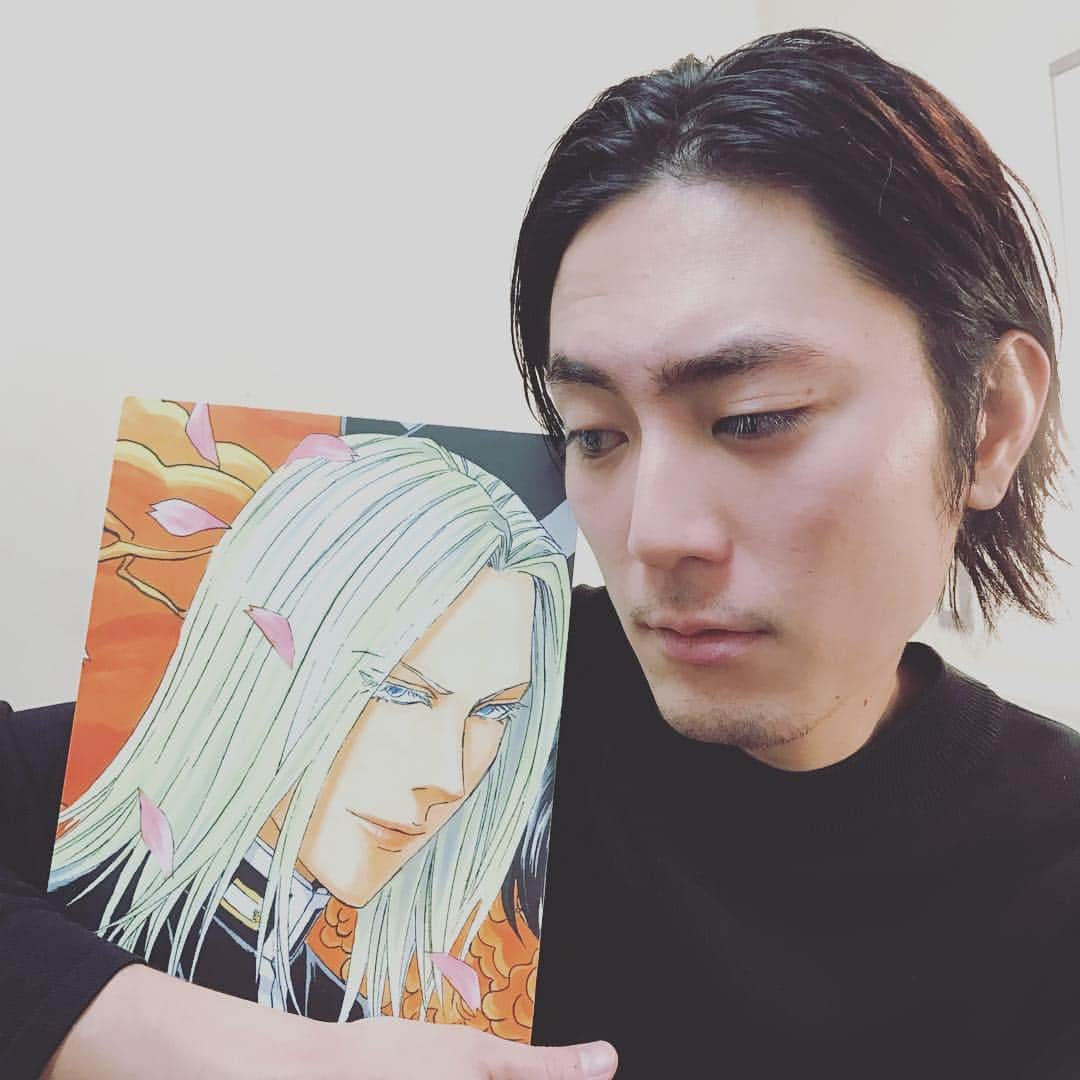 間宮祥太朗さんのインスタグラム写真 - (間宮祥太朗Instagram)「(何はともあれ寄り添っていこうバージョン) 帝一の國 氷室ローランド役を仰せつかりました。」11月16日 14時17分 - shotaro_mamiya