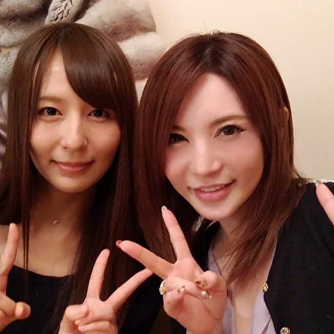 里美ゆりあのインスタグラム：「久しぶりのジェシーと(^^)楽しかった♪ #希崎ジェシカ#可愛い」