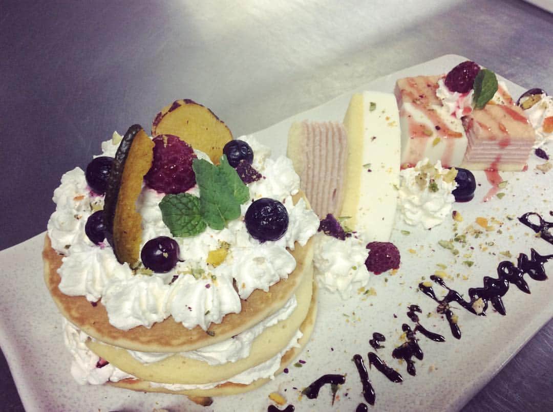 どさんこ 北花田のインスタグラム：「#手作り #ケーキ #北花田 #どさんこ #堺市 #居酒屋  今回の手作り誕生日ケーキ」
