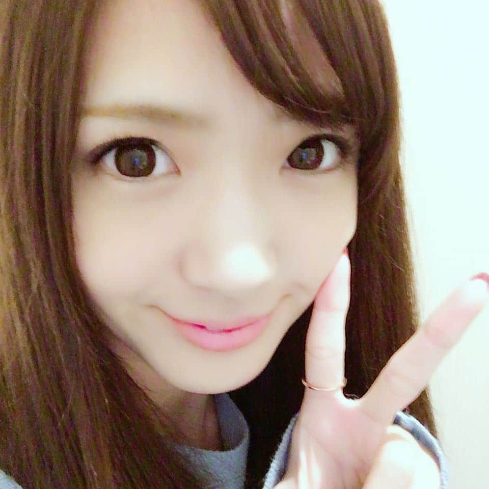 青山はなのインスタグラム：「#メイク #グラビア #美容院  美容に磨きかけたいにゃ❤️」
