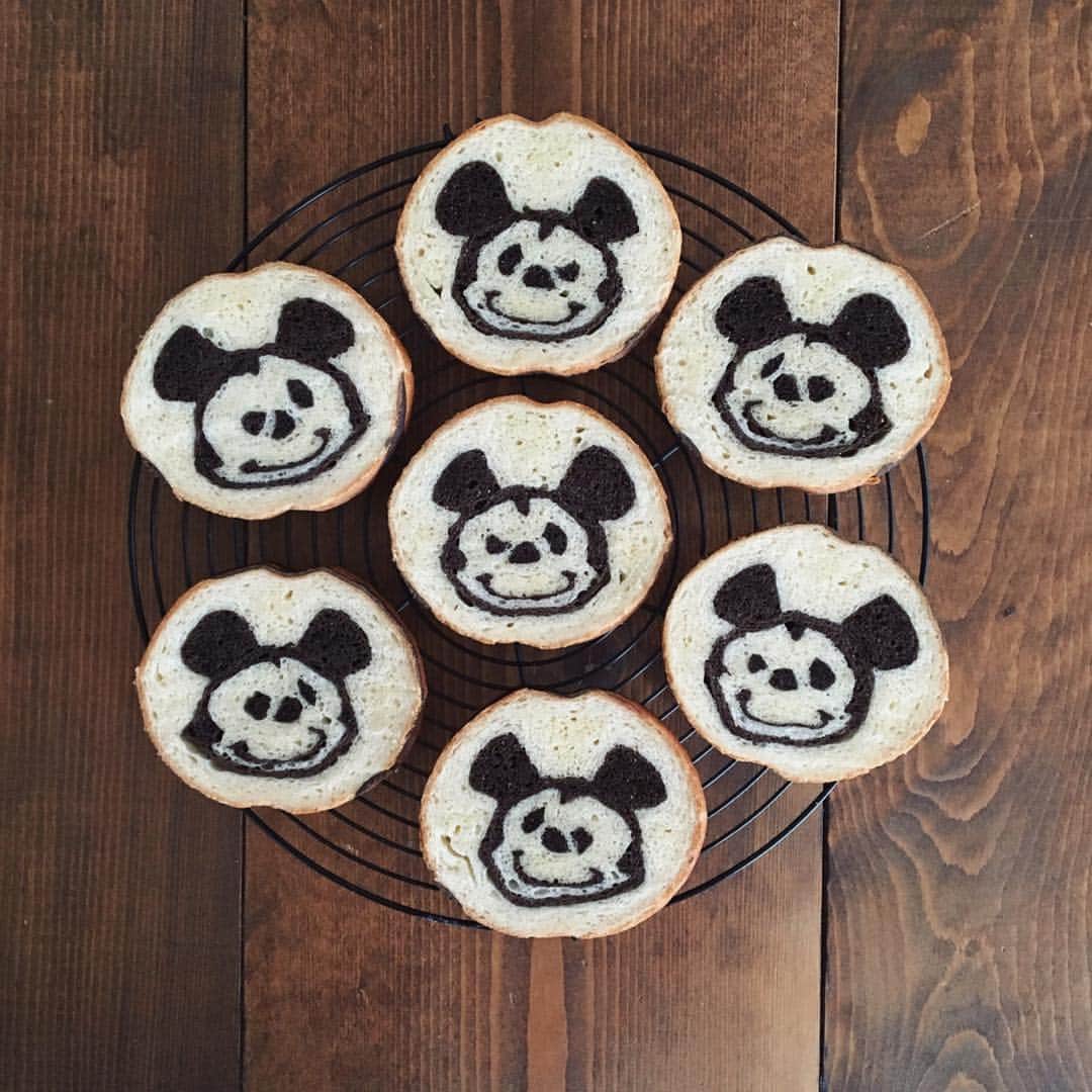 Ranさんのインスタグラム写真 Raninstagram イラストパン ミッキーマウス Mickeymouse Bread Homemade Mickey Disney Disneyland Waltdisneyworld Waltdisney Artfood Kawaii おうちパン 手作りパン イラストぱん デコパン キャラ