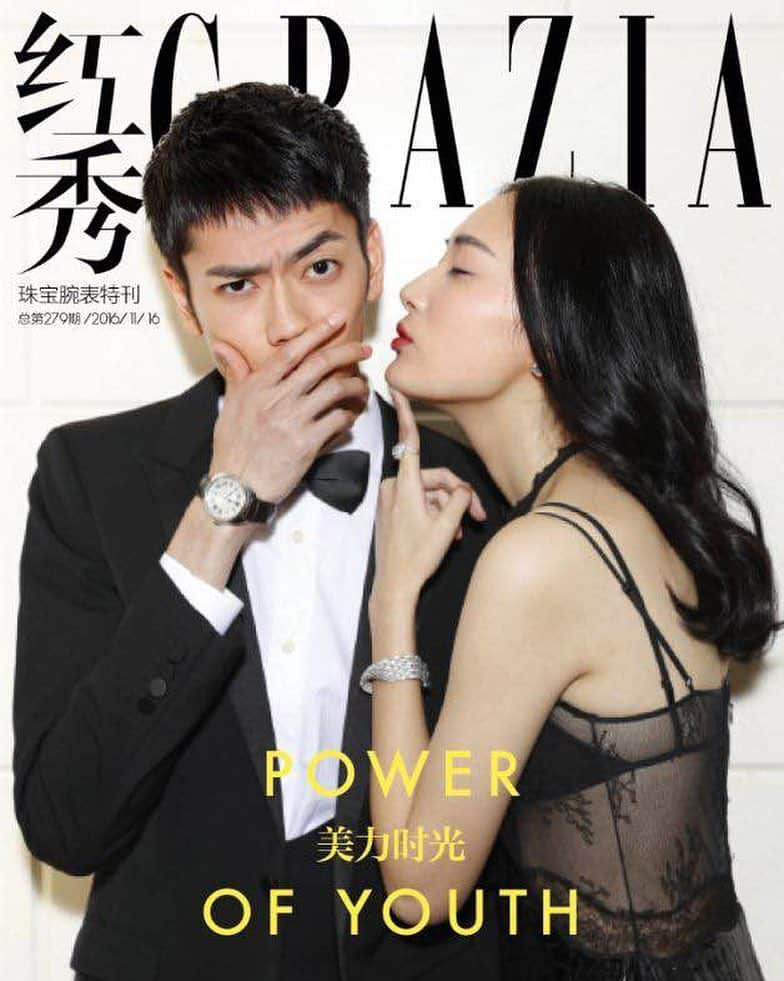 阿部トモのインスタグラム：「On the cover for Grazia China!  #grazia #cartier  @cartier」