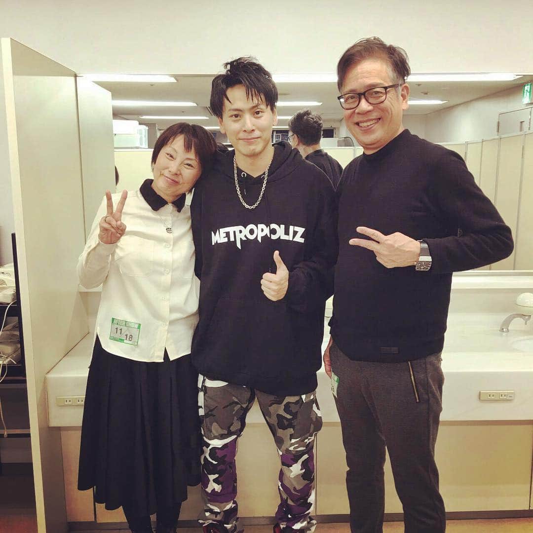 山下健二郎さんのインスタグラム写真 山下健二郎instagram 今日は両親が来てくれました ありがとう 家族 母 父 山下ファミリー 11月19日 0時12分 3jsb Kenjiro Official
