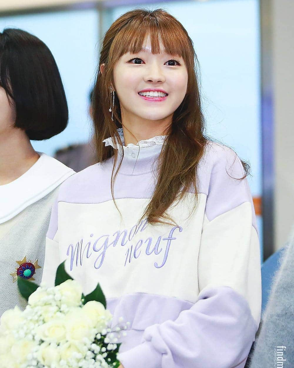 ユアのインスタグラム：「161014 At Gimpo Airport #ohmygirl#오마이걸#omg#효정#hyojung#진이#jine#미미#mimi#유아#yooa#승희#seunghee#지호#jiho#비니#binnie#아린#arin#wment#kpop#kpopl4l#l4l#likes#kpopshoutout#kpoplikesforlikes」