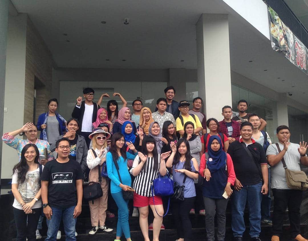 B Blogのインスタグラム：「And... Thank you so much for all bloggers and medias who participated in BCA Prima Amazing Experience Race in Bandung.  Also special thanks for Jaringan Prima and BCA that held this amazing event😀  See you again soon!! Don't forget that BCA Prima Amazing Experience Blog Competition is open now!  #AmazingBCAPrima #bloggerevent」