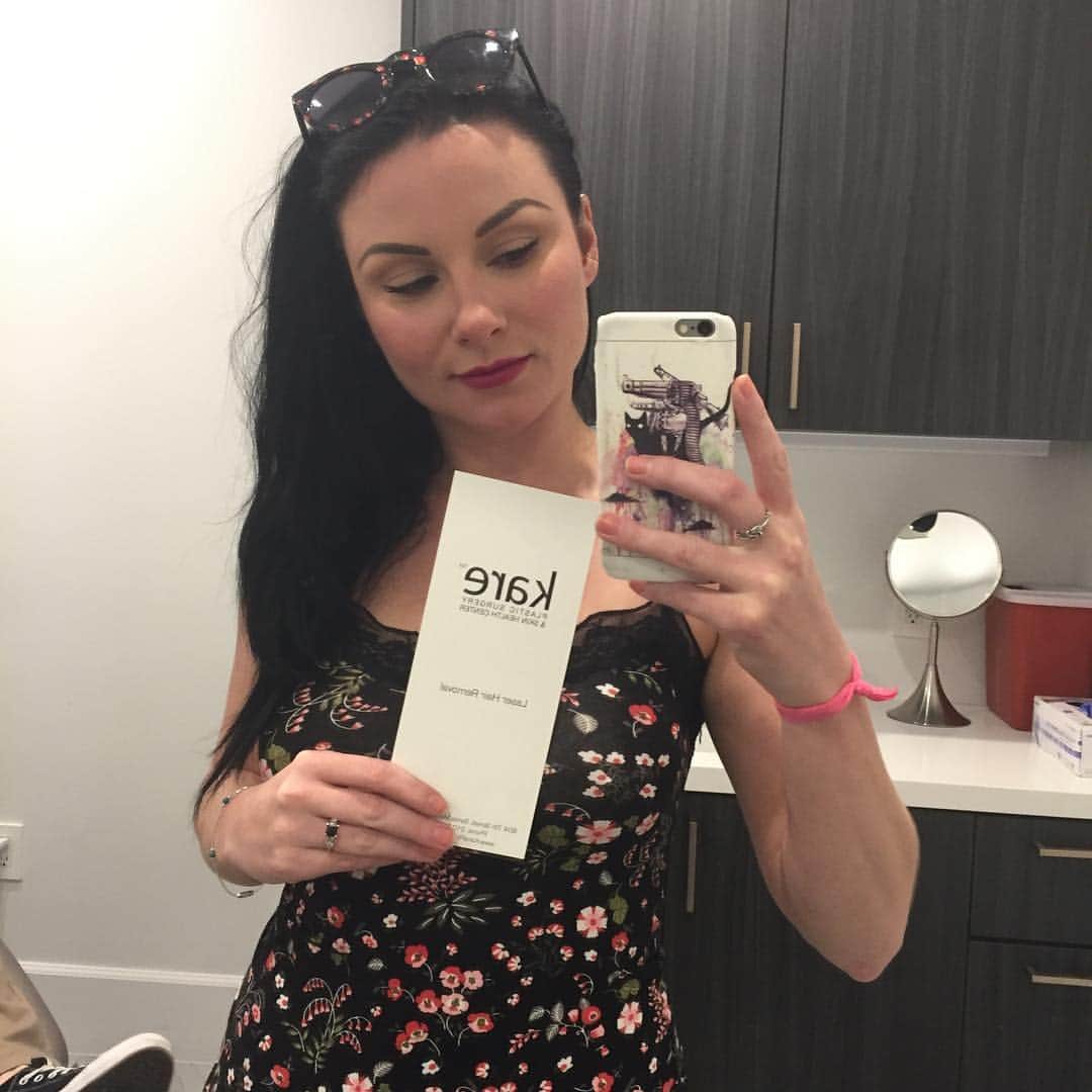 ヴァルカ・ジェームスのインスタグラム：「At my favorite place for self pampering @kareplasticsurgery  Updates to come. . .」