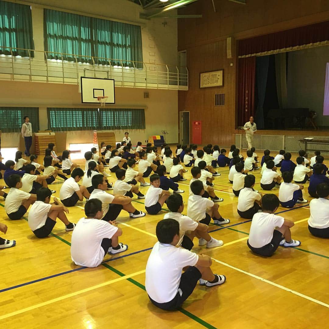 木場克己のインスタグラム：「徳島の皆さん 18時10分からNHKにて今日の学島小学校での指導風景が観れますよ(^^)」