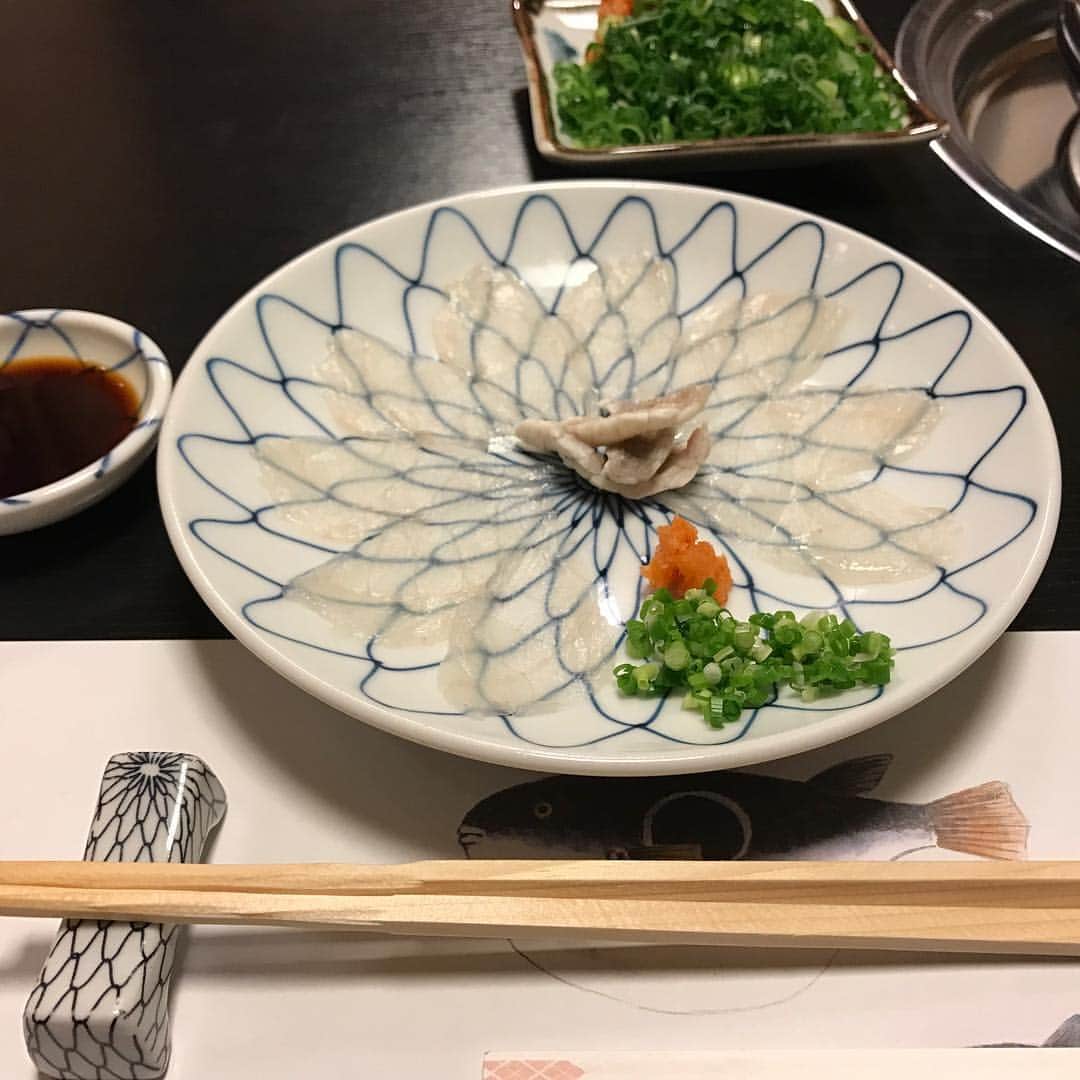 稲森佑貴のインスタグラム：「今週はマイナビです！ ふぐ刺し食べて決勝も頑張ります！」