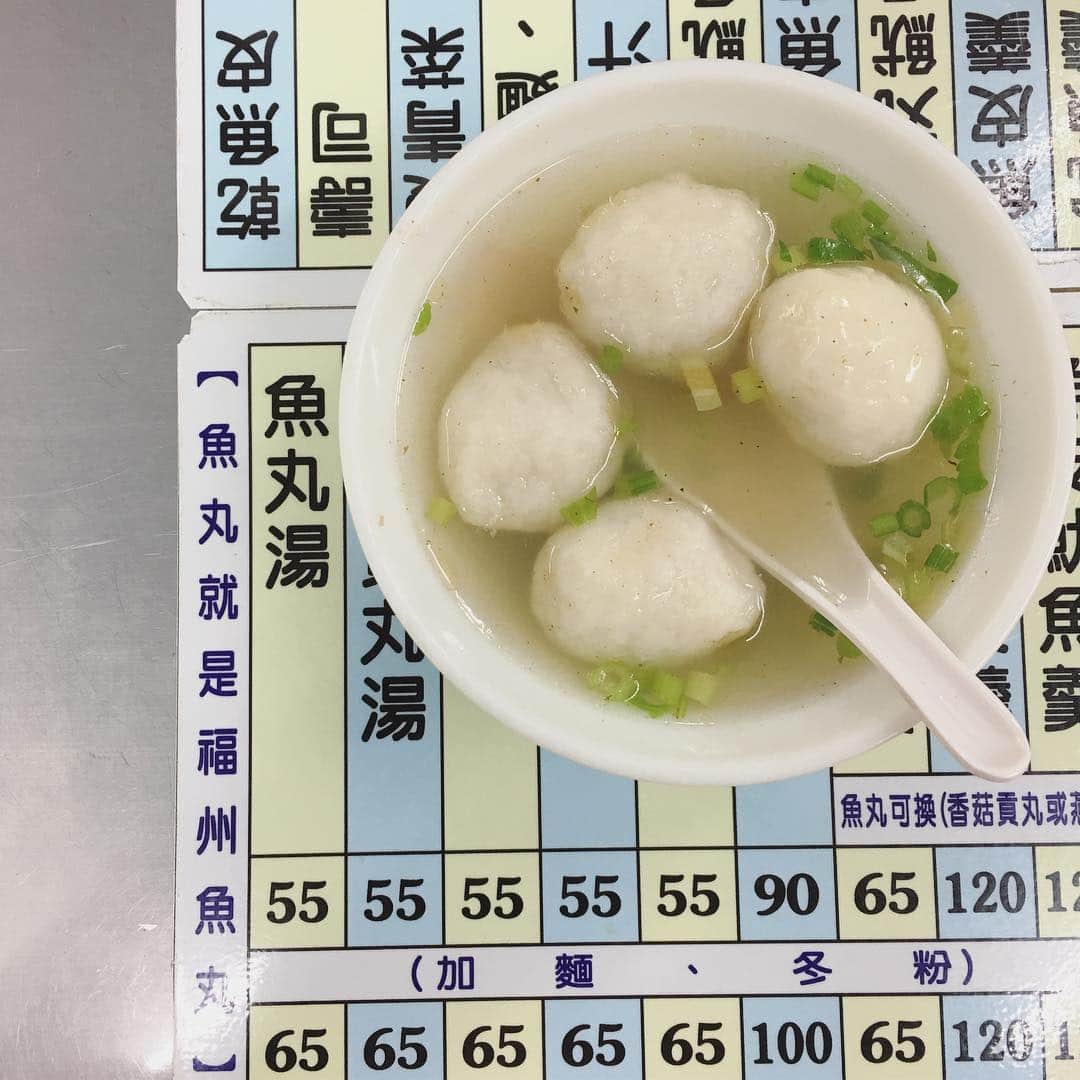 小堀紀代美さんのインスタグラム写真 - (小堀紀代美Instagram)「昨日の朝ごはん２回目、問屋街で。これもまた食べたかったー。モチモチプリプリの魚のすり身の中にお肉の餡が入ってるの。 #cobo旅  #cobo旅Taiwan」10月29日 5時47分 - likelikekitchen