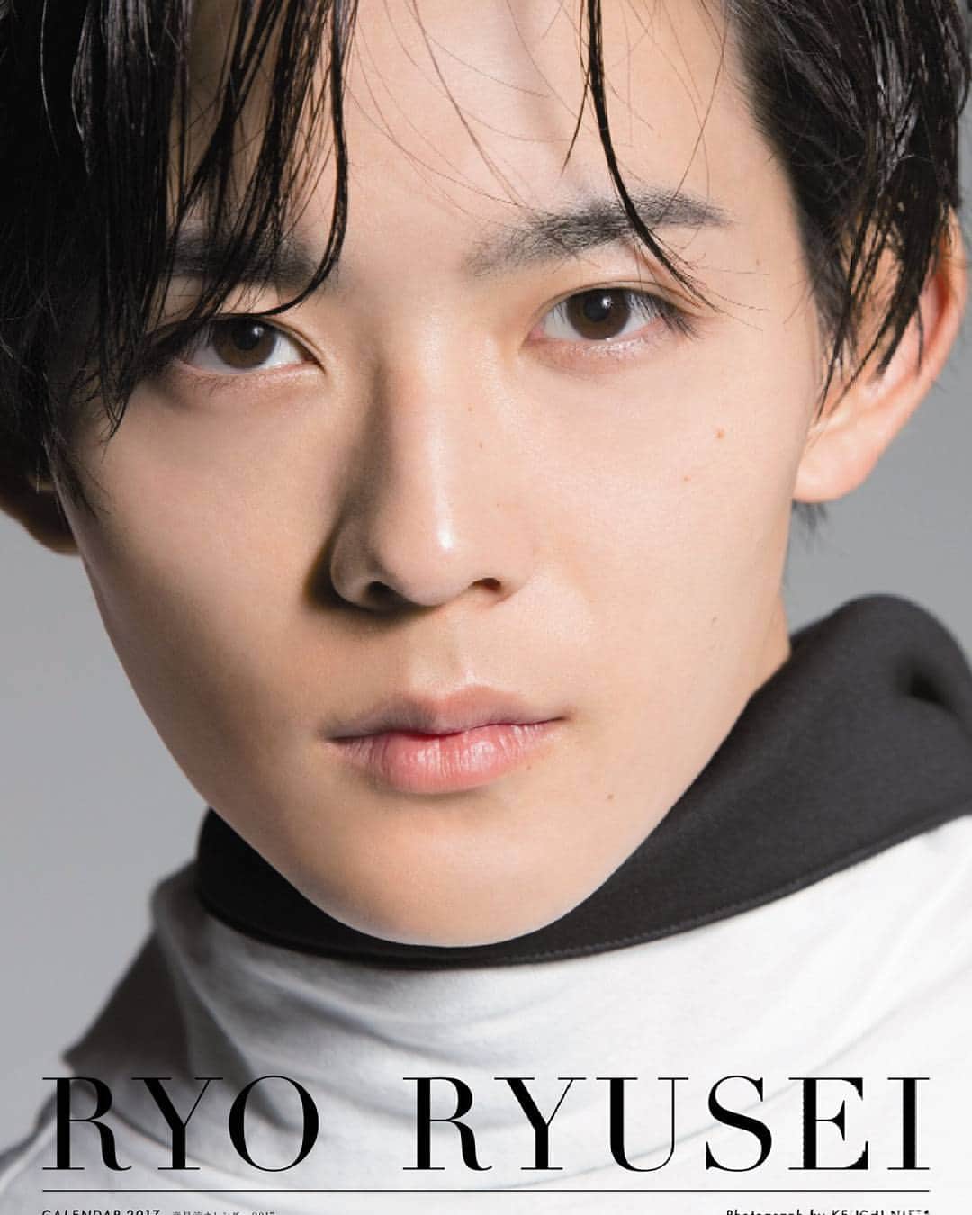 竜星涼（ファンアカウント）のインスタグラム：「Ryo Ryusei Calendar 2017. Realesed 2 November.  http://headlines.yahoo.co.jp/hl?a=20161011-00000330-oric-ent http://www.kenon-shop.jp/products/detail.php?product_id=665 #竜星涼 #ryoryusei #ryuseiryo」