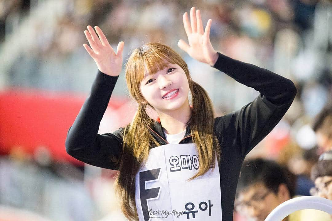 ユアのインスタグラム：「Yooa at ISAC 2016 #ohmygirl#오마이걸#omg#효정#hyojung#진이#jine#미미#mimi#유아#yooa#승희#seunghee#지호#jiho#비니#binnie#아린#arin#wment#kpop#kpopl4l#l4l#likes#kpopshoutout#kpoplikesforlikes」