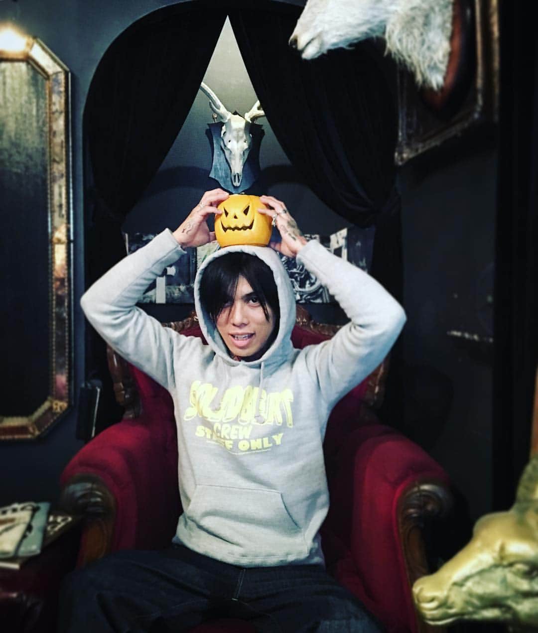 Ka Yuさんのインスタグラム写真 Ka Yuinstagram Halloween ピノ くれないと 大人の いたずら しちゃうんだからね 10月31日 13時09分 Kayu Hamc Kofu