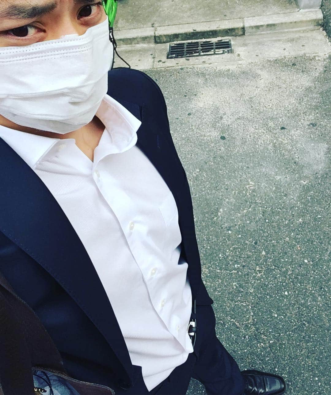 入江陵介さんのインスタグラム写真 - (入江陵介Instagram)「ハロウィンはスーツという仮装🎃」10月31日 20時28分 - ryosuke_irie