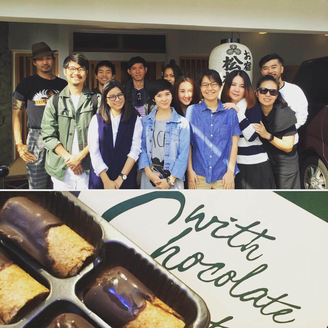 松村屋旅館さんのインスタグラム写真 - (松村屋旅館Instagram)「Our guests with lovely smile!!! From Thailand. We hope for your next visit(^ ^) 皆様素敵な笑顔ですね！ タイからのお客様でした。 また会える事を楽しみにしてます(^^) #kawagoe #japantrip2016 #thailand #ryokan #japaneseinn #japanesetraditional #guesthouse #backpack #travel #unagi #ogagiku #ogakiku #gift #smile #川越 #観光 #旅館 #小江戸 #鰻 #お土産 #agoda #expedia #bookingcom」11月2日 20時42分 - kawagoe_matsumuraya
