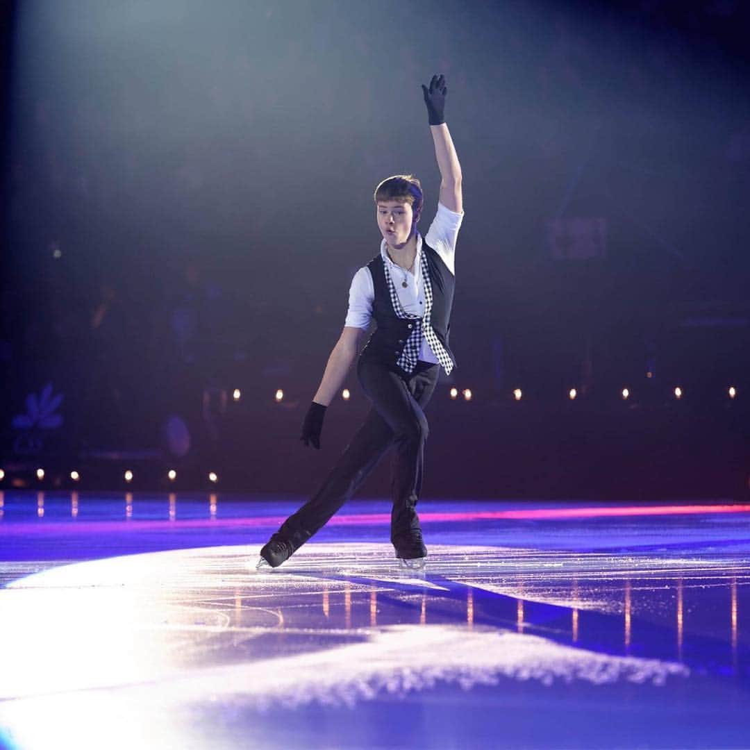 Ice Legends 2016のインスタグラム：「Our "coup de cœur" Deniss Vasiljevs is competing in his first senior Grand Prix today! We wish you all the best and look forward to seeing you entertain the audience as you do so well! Photo © Pierre Quentin」