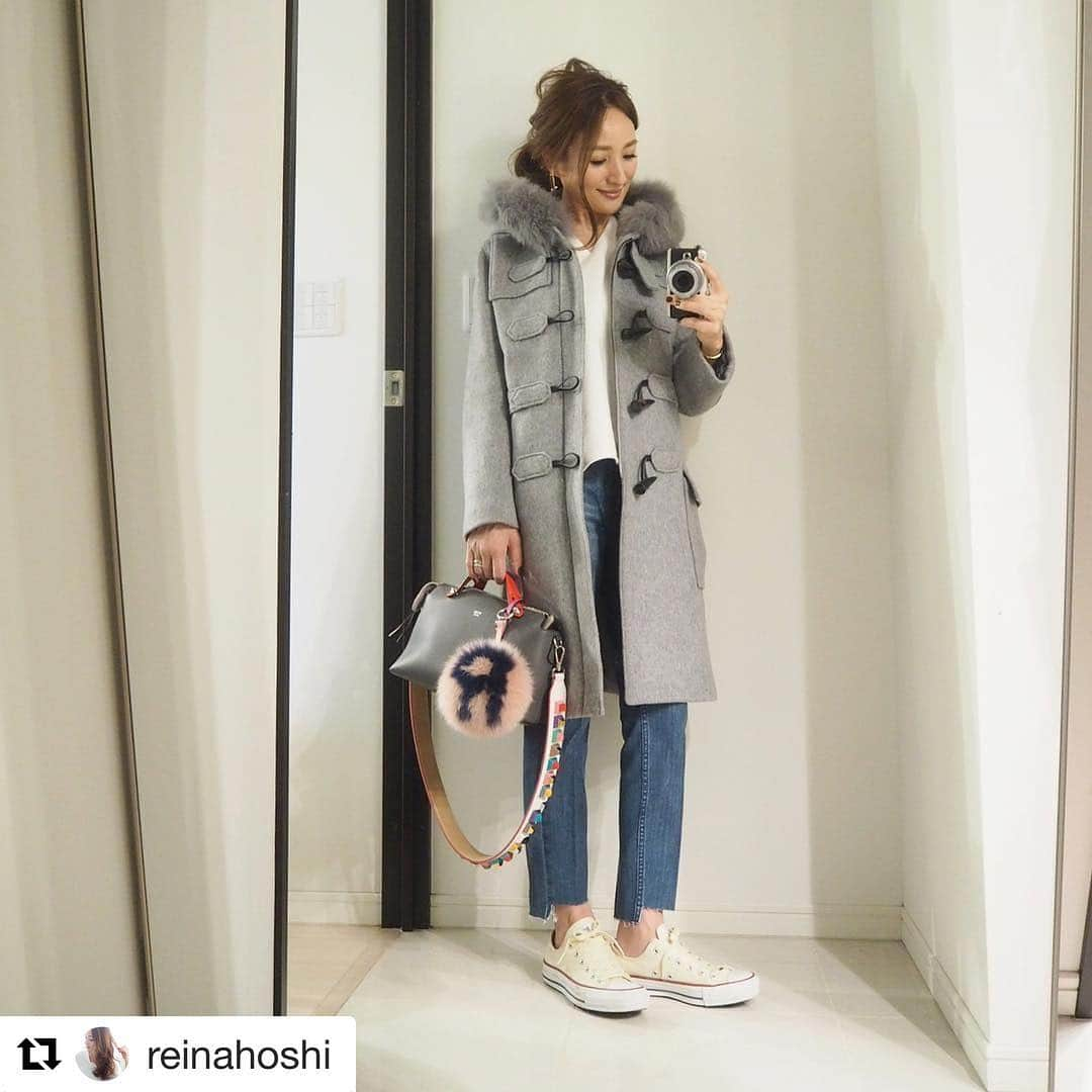 EL HALMのインスタグラム：「#Repost @reinahoshi with @repostapp ・・・ #coordinate ☺️👗 コート#elhalm #エルハルム @el_halm  トップス#enfold#エンフォルド ボトムス#cocodeal#ココディール 靴#converse#コンバース バッグ#FENDI#フェンディ#strapyou#ストラップユー ， #fashion#outfit#ootd#instafashion#mamacoordinate #ママコーディネート#ママコーデ#コーディネート#コーデ#ファッション」