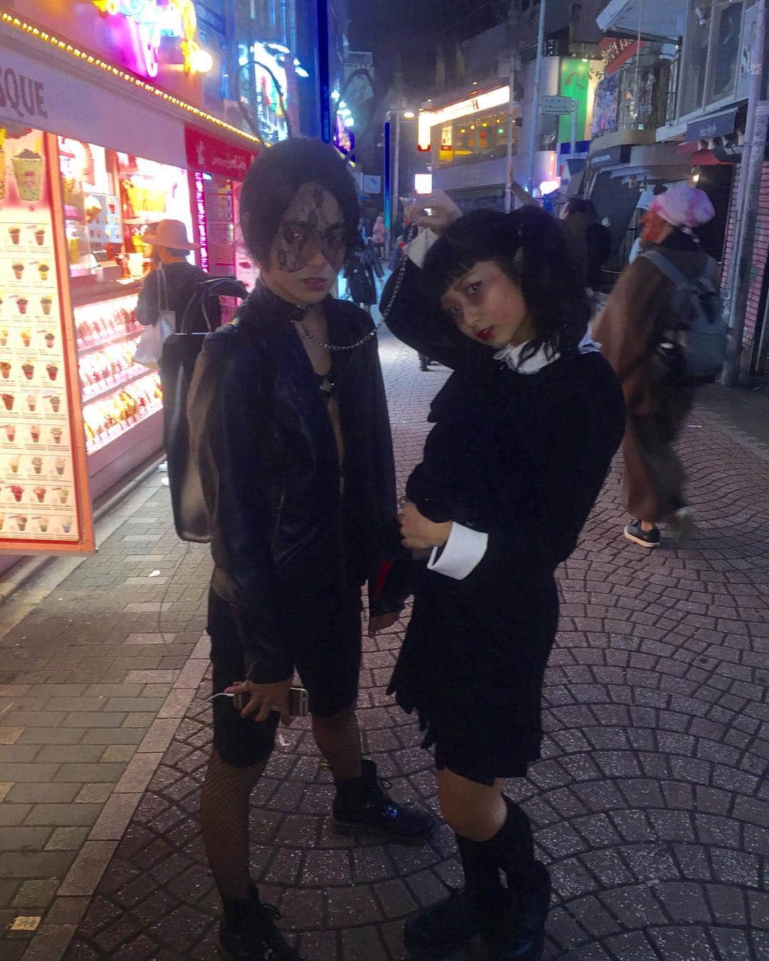 原宿カラーズのインスタグラム：「原宿カラーズ遭遇情報👌🏻 (ハロウィンver) かいてぃん×りりもん」
