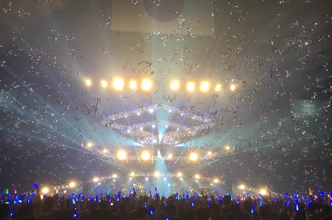 藍井エイルさんのインスタグラム写真 - (藍井エイルInstagram)「【from STAFF】 「Eir Aoi 5th Anniversary Special Live 2016 ～LAST BLUE～ at 日本武道館」2日間が無事終了しました。 5年間藍井エイルを見守って下さった皆様、本当にありがとうございました。」11月5日 21時37分 - aoieir