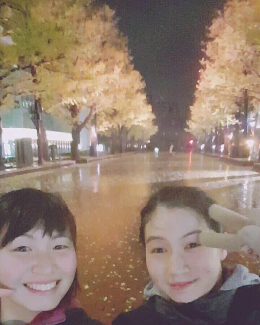 大堀彩さんのインスタグラム写真 - (大堀彩Instagram)「冬の北海道〜！寒い寒い❄️⛄️🌀 まゆちゃんありがとうございました❤️ #まゆちゃん#大好き#寒い#winter#hokkaido」11月6日 8時57分 - ayatoriiiii