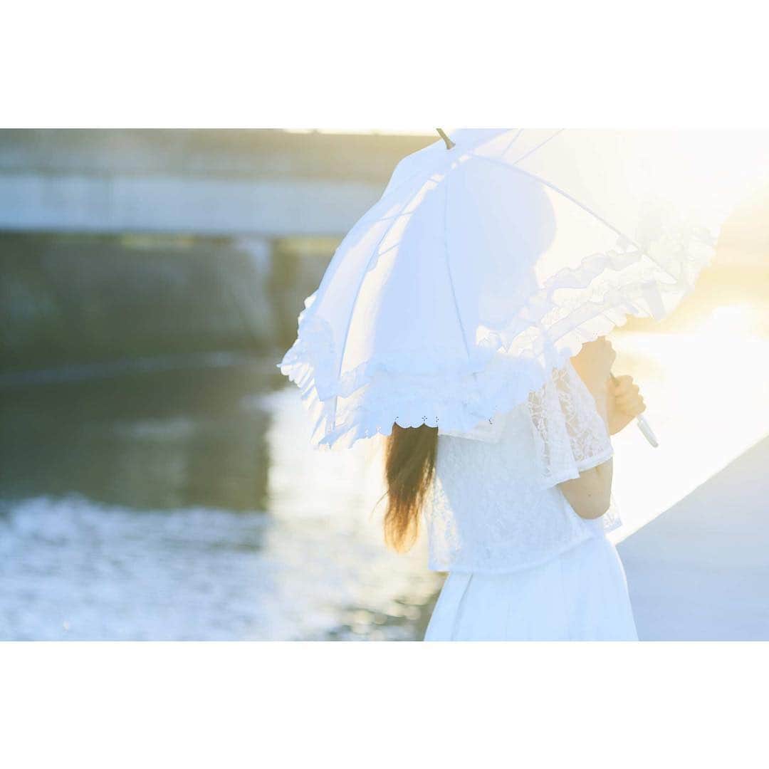 Lilygirlのインスタグラム：「第一期-8 受けとるシズク  #Lilygirl  #リリィガール #リリガ #lily  #百合 #花 #月乃雫 #しずりん #いちご同盟 #にかもきゅ #BPM15Q #飯田えりか #idol #アイドル #セーラー服 #女子校 #女子高生 #JK  #highschool  #japanese #LOVE #fashion #follow #cute #pretty #ファッション #friends」